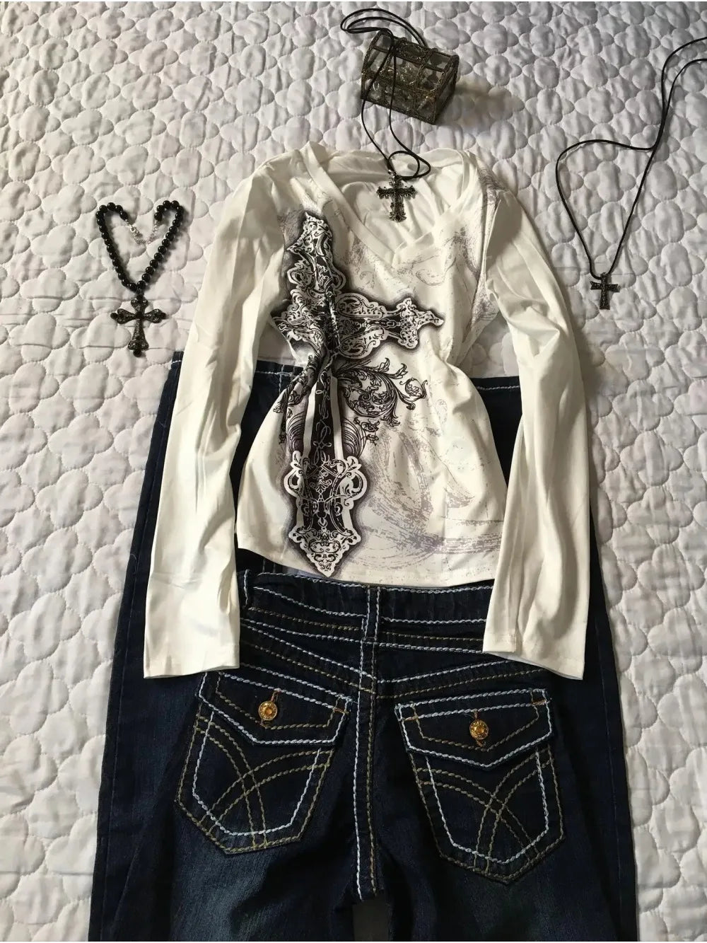 Women s Y2K Gothic Black Printed V neck Long Sleeve Tight Waist T shirt American Retro Autumn New Fashion Slim Fit Top